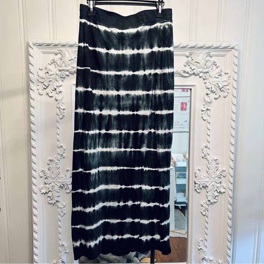 Tie-dyed skirt
